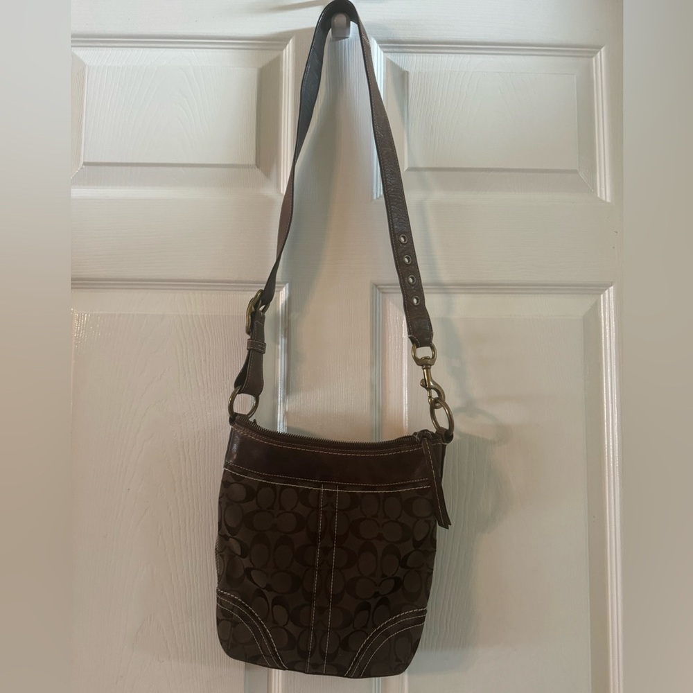 Coach vintage signature canvas crossbody bag